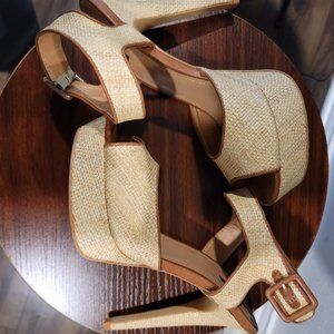 Canvas platform heels (U.S. size 10)
